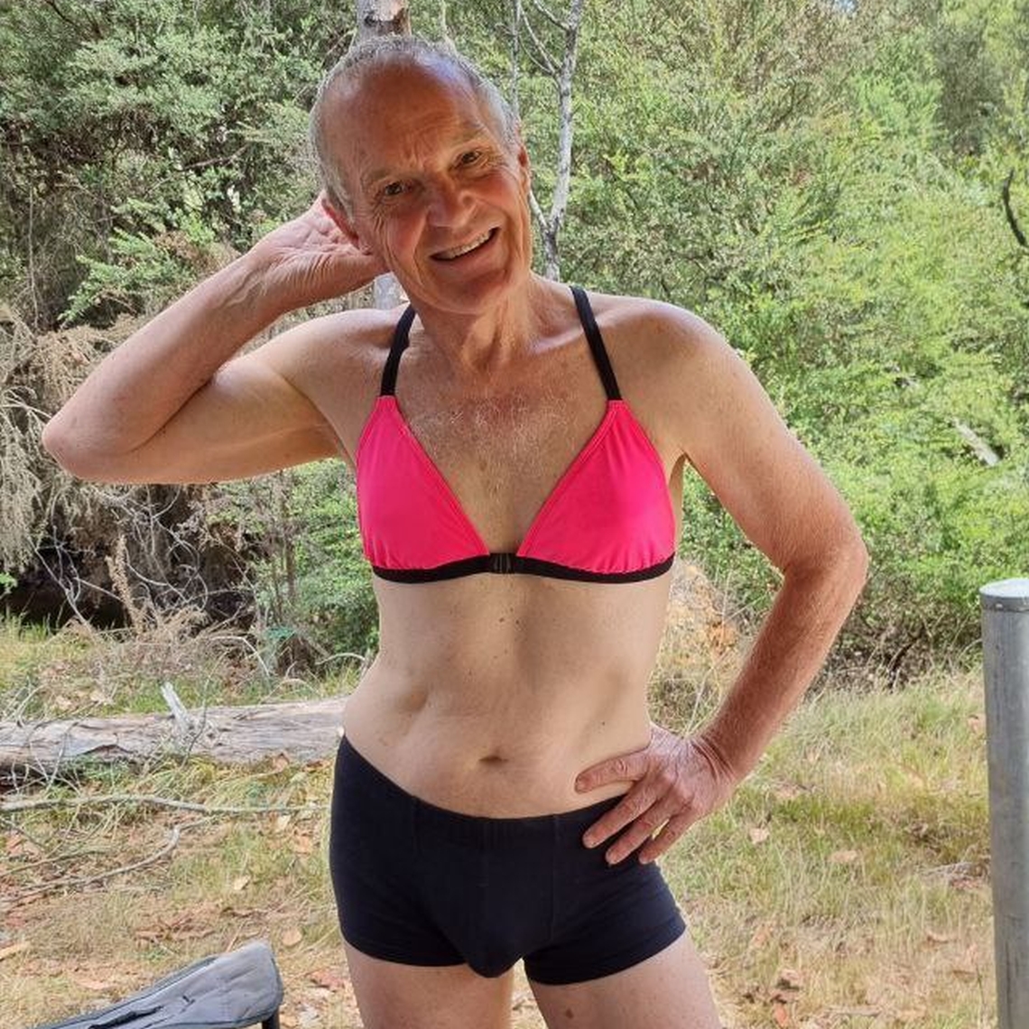 PinkCamp1140.jpg|300